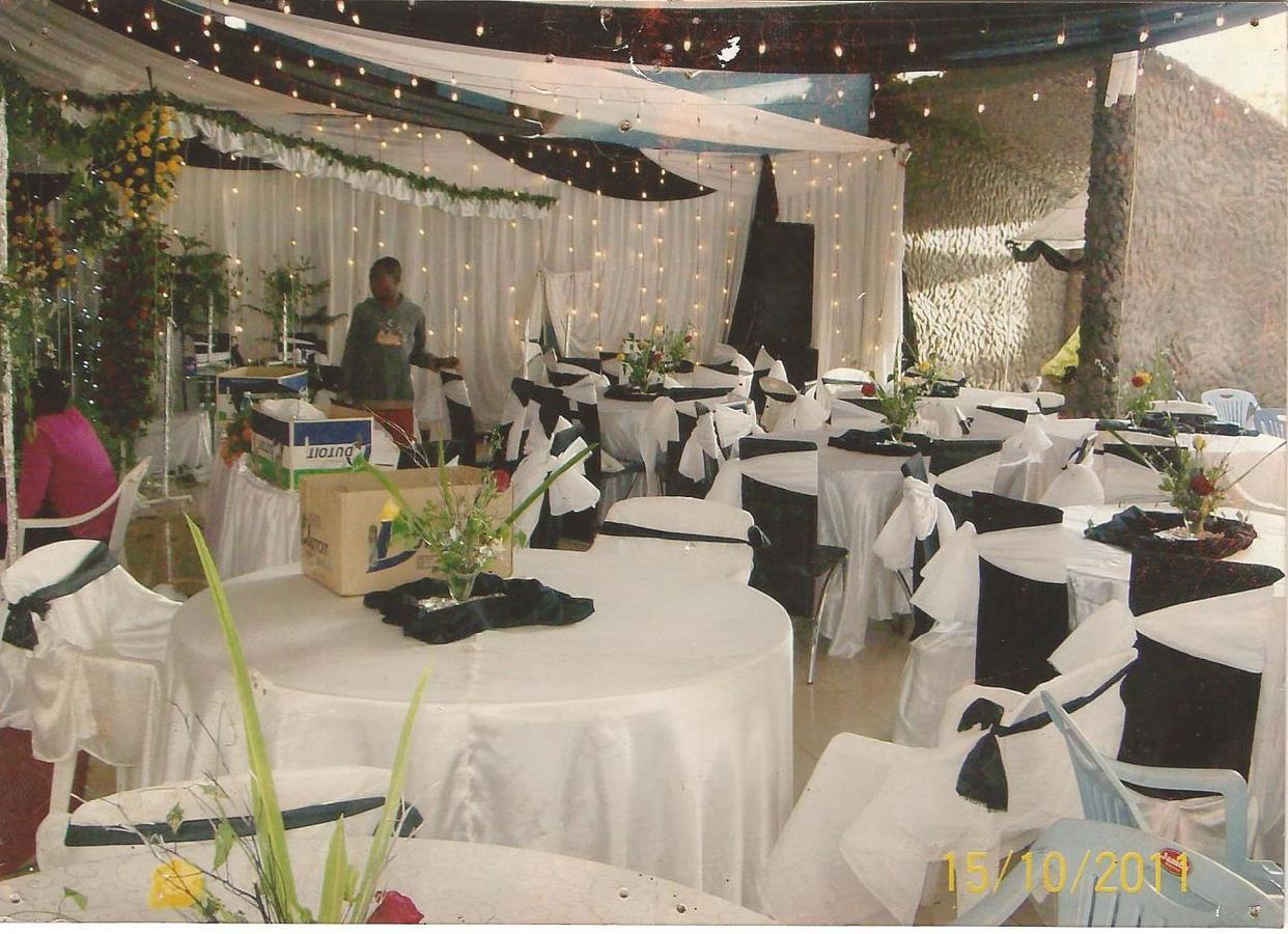 Snow View Hotel Boma la Ngombe エクステリア 写真