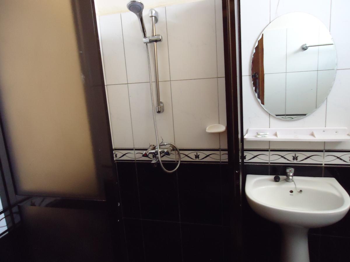 Snow View Hotel Boma la Ngombe エクステリア 写真